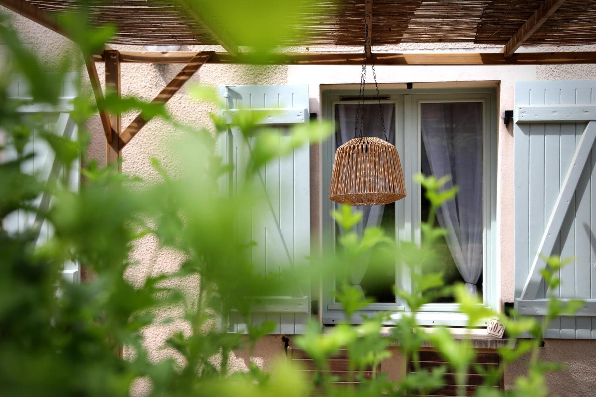 Gite " O Paradis" Douelle エクステリア 写真